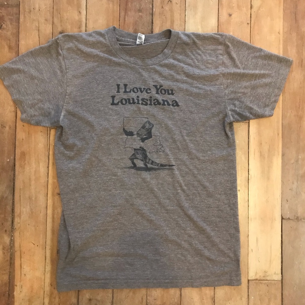 I love Louisiana shirt! Medium